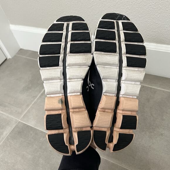 On Cloud Cloudflow Women's Size 7 Running Gray Pink Athletic Sneakers Shoes - Picture 6 of 7